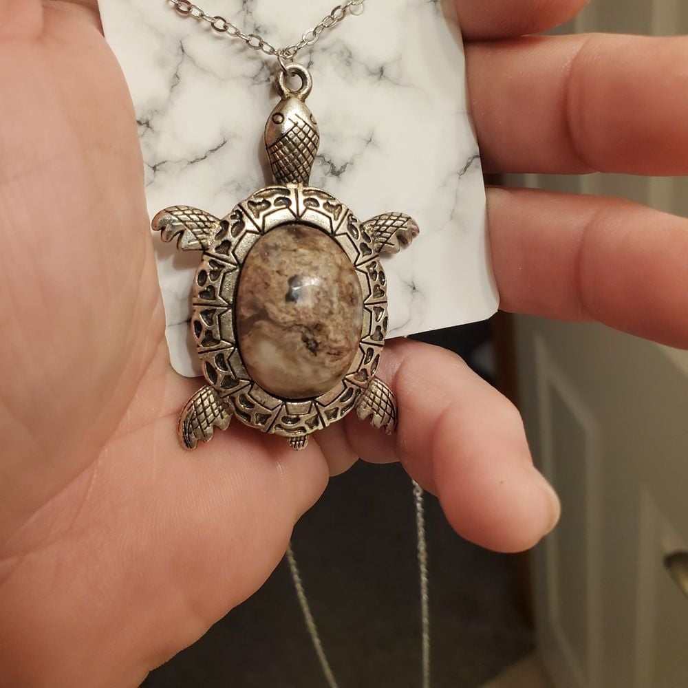 Agate Turtle Pendant Necklace